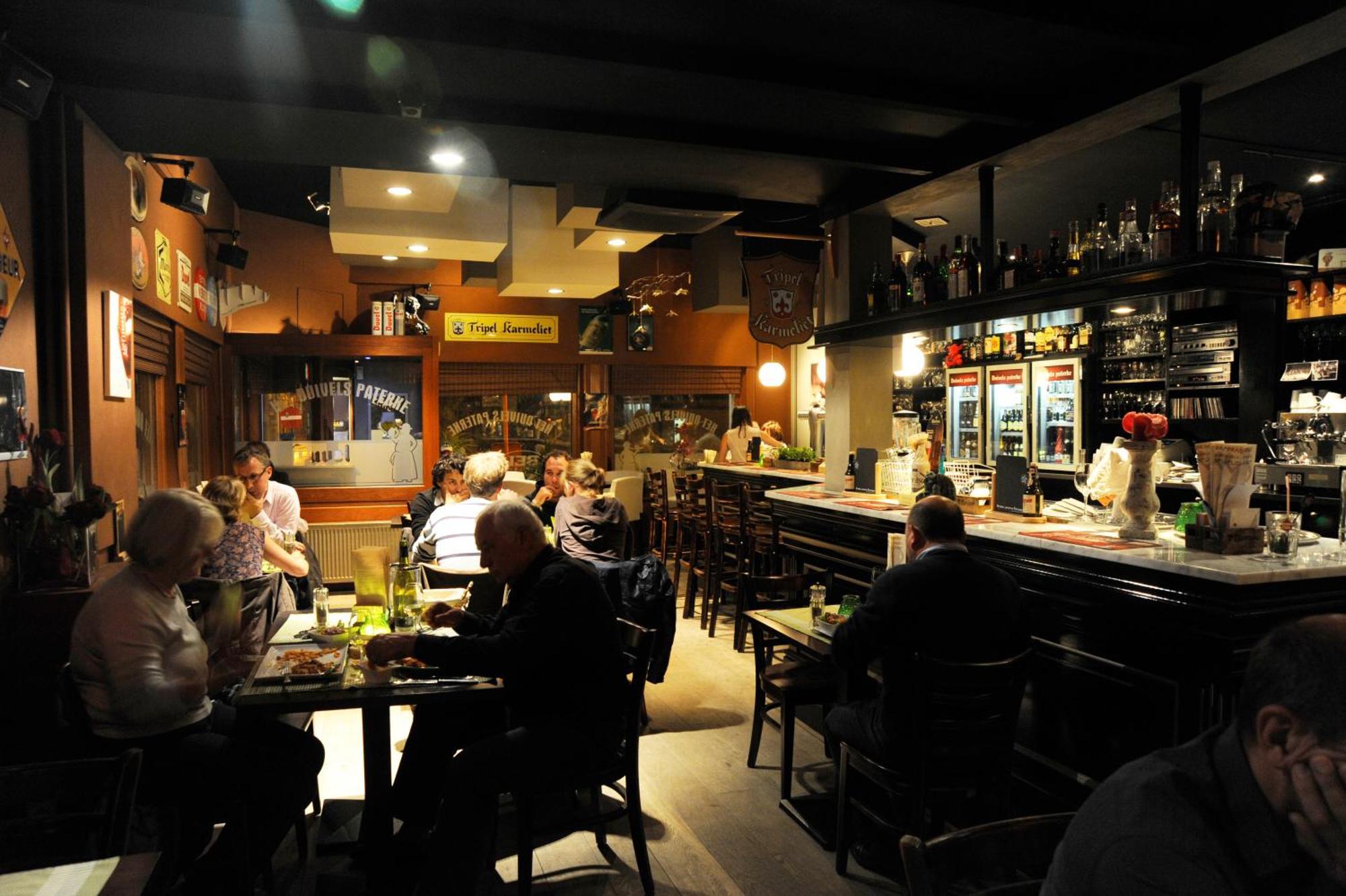 Hotel Duivels Paterke Harelbeeksestraat 29, 8500 コルト レイク エクステリア 写真